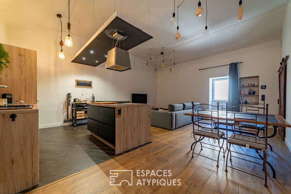 30000 NIMES - Maison de ville avec garage proche Arènes - Réf. 1022