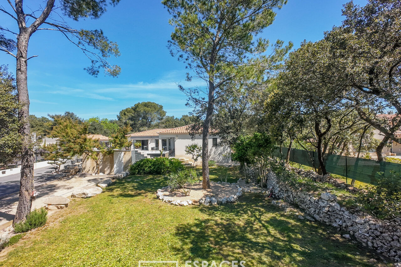 Villa contemporaine de plain-pied aux portes  d’Uzès