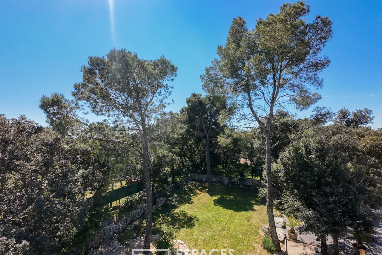 Villa contemporaine de plain-pied aux portes  d’Uzès