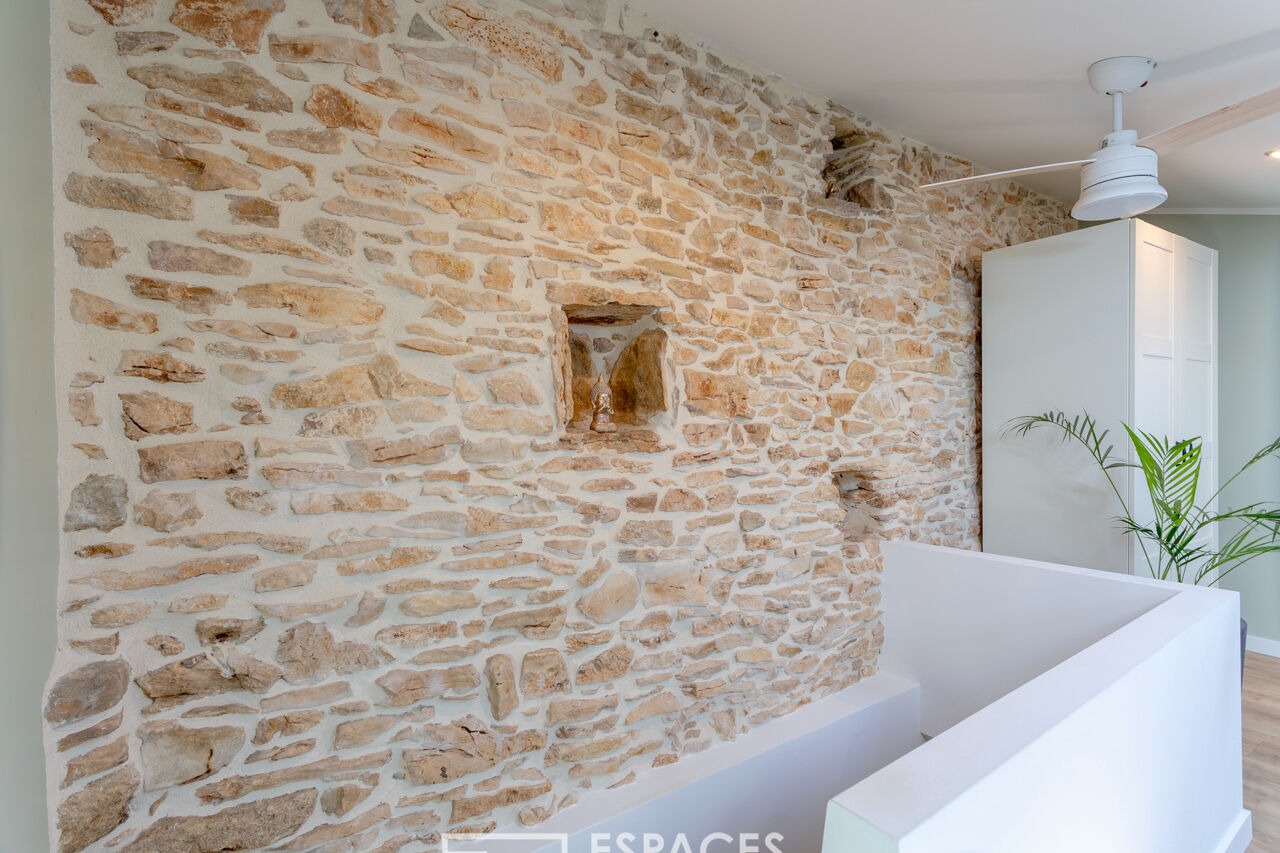 Stones and light: the soul of a village house near Uzès