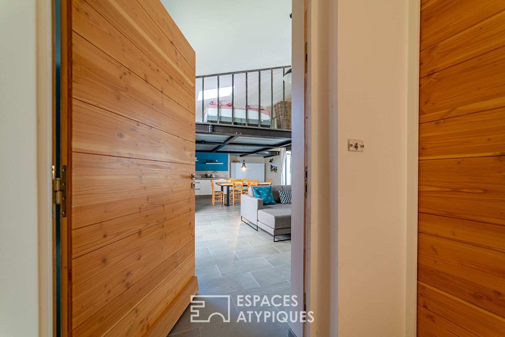 Loft in town with 2 terraces