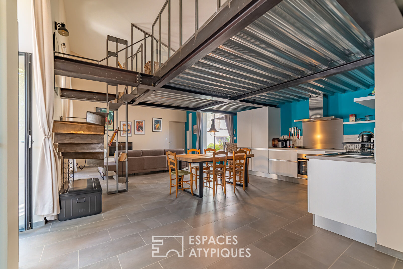 Loft in town with 2 terraces