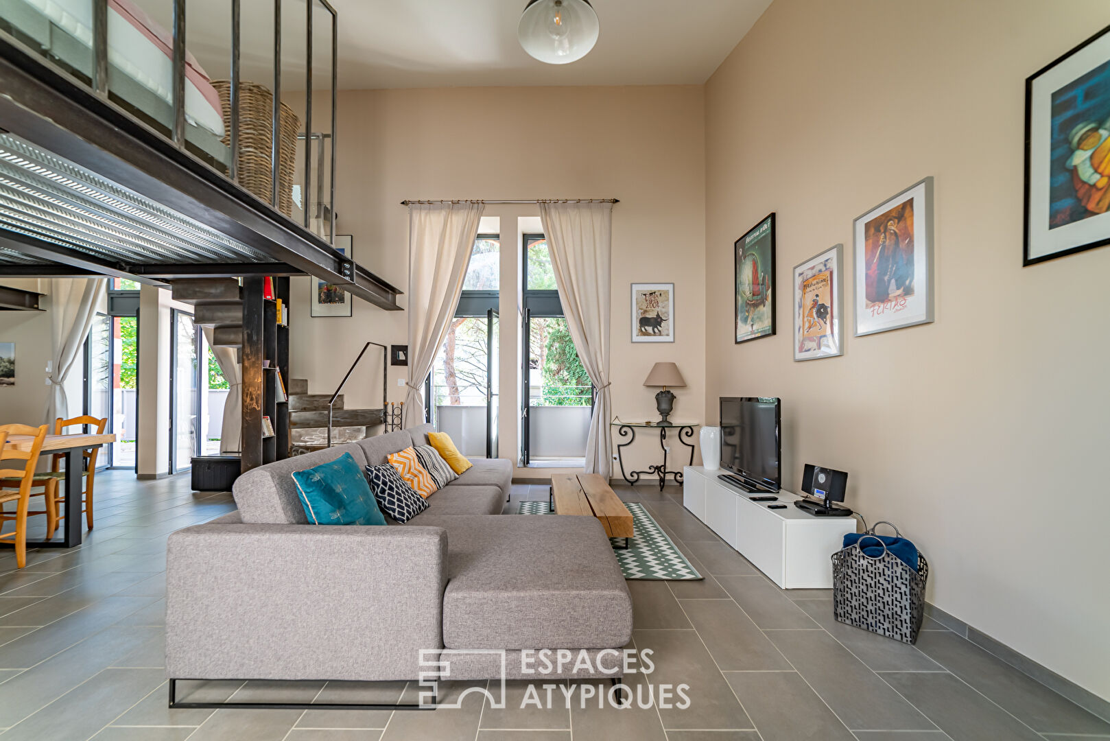 Loft in town with 2 terraces