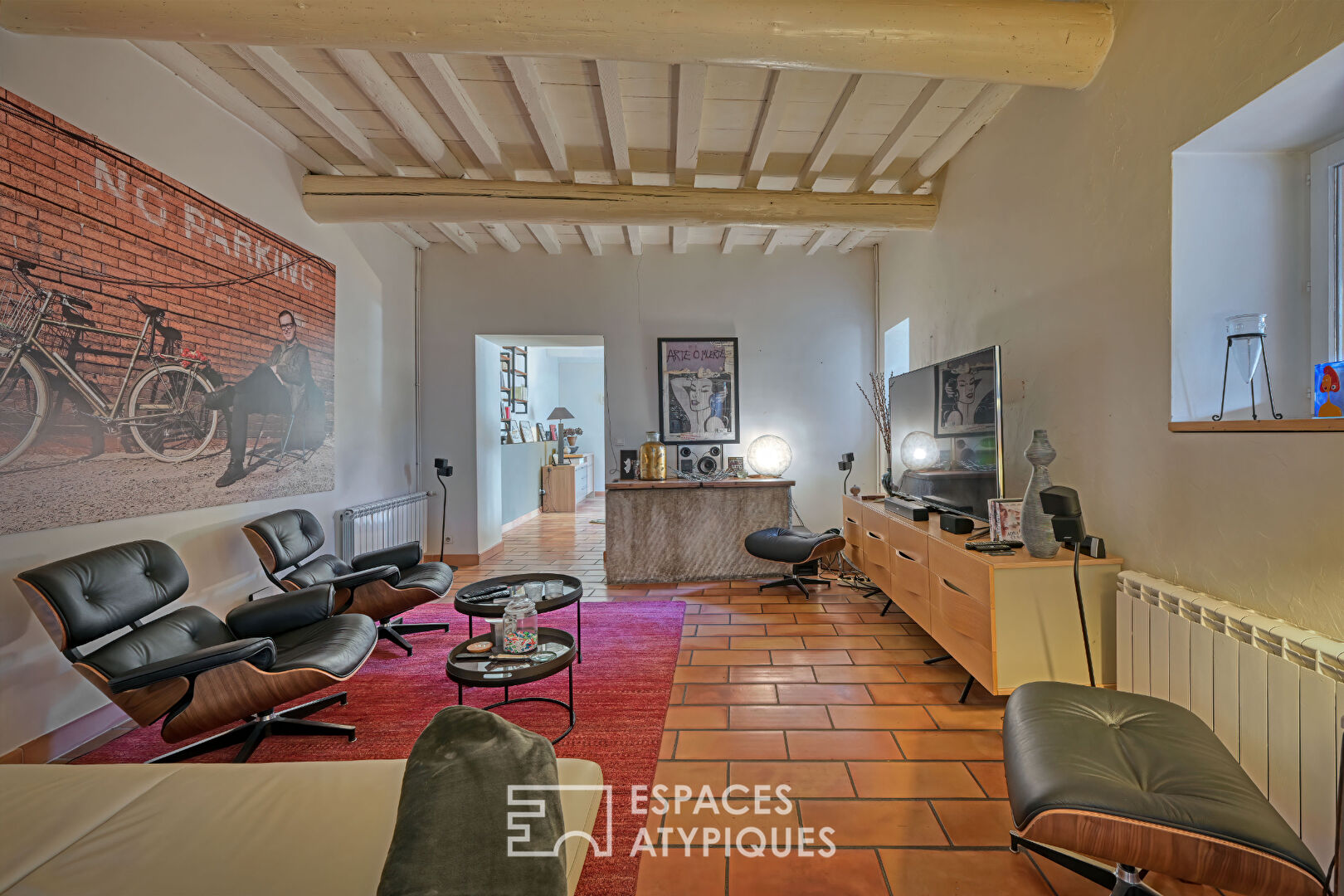 18th century farmhouse with swimming pool in the heart of the village