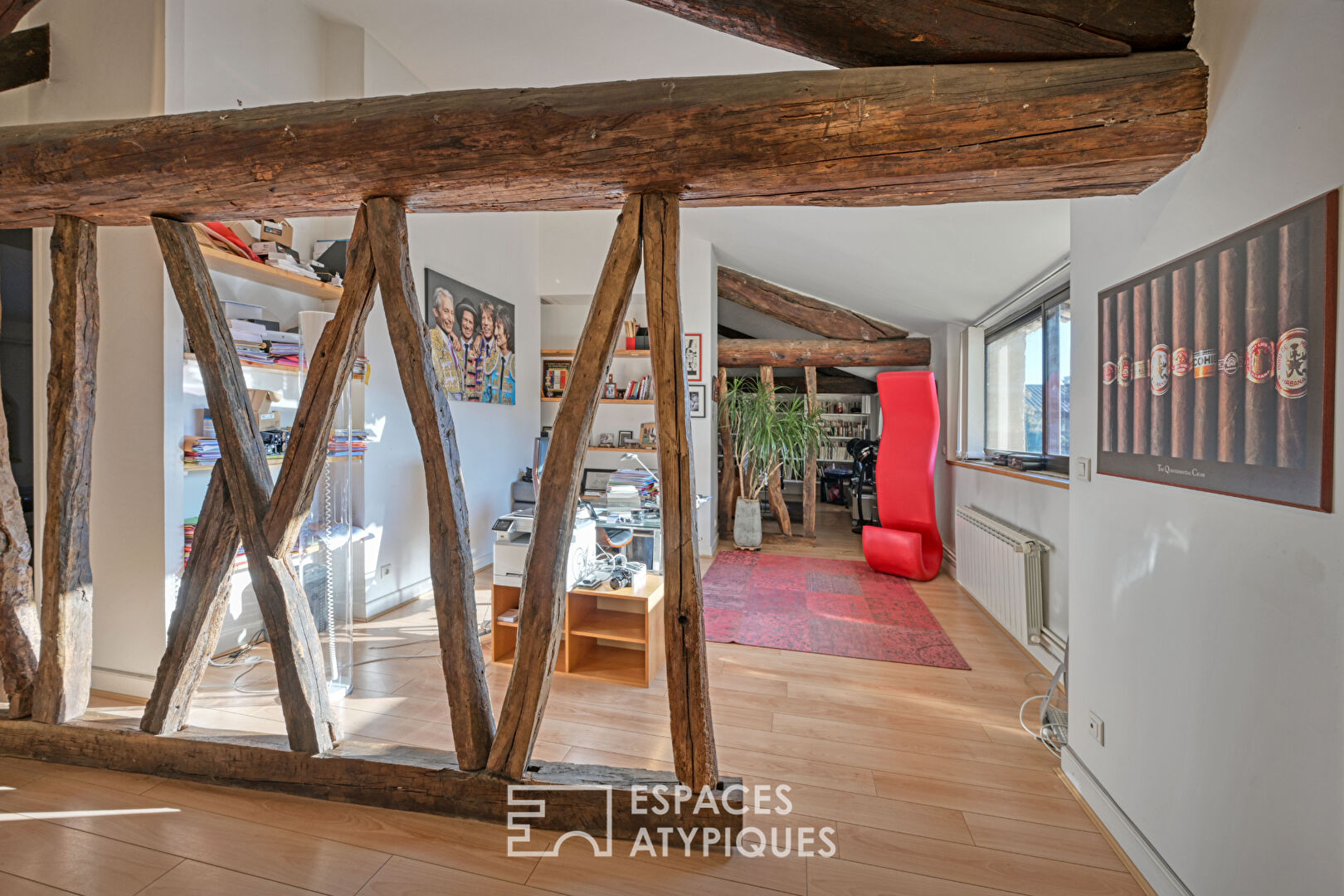 18th century farmhouse with swimming pool in the heart of the village