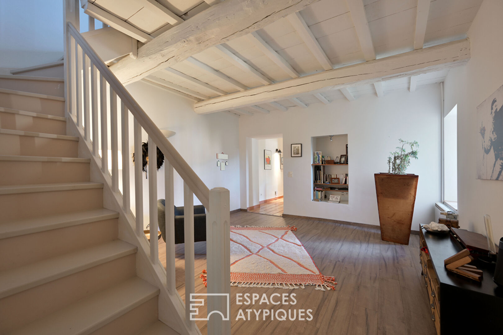 18th century farmhouse with swimming pool in the heart of the village