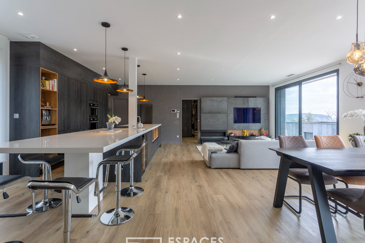 Superbe maison contemporaine à ossature bois avec vue imprenable