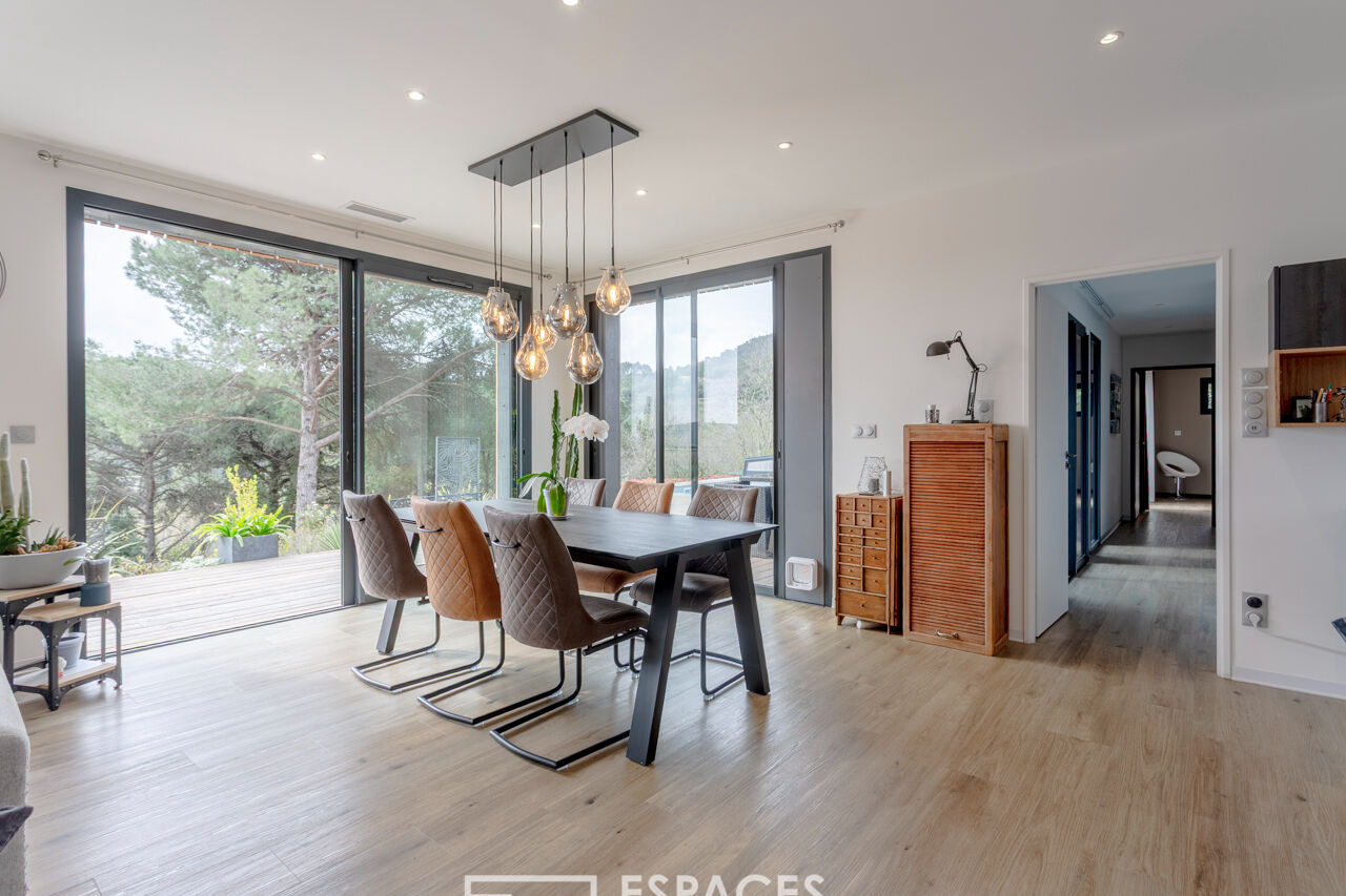 Superbe maison contemporaine à ossature bois avec vue imprenable