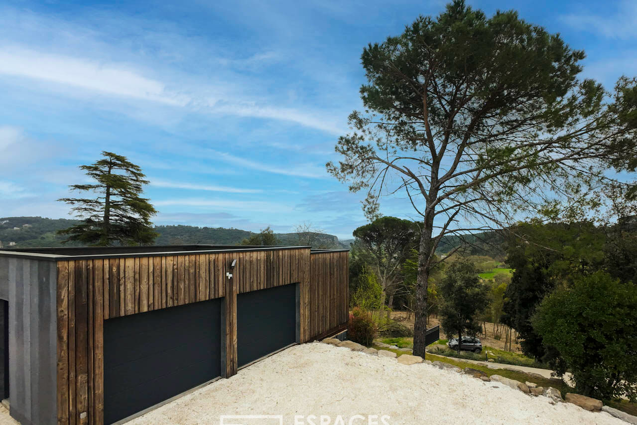 Superbe maison contemporaine à ossature bois avec vue imprenable