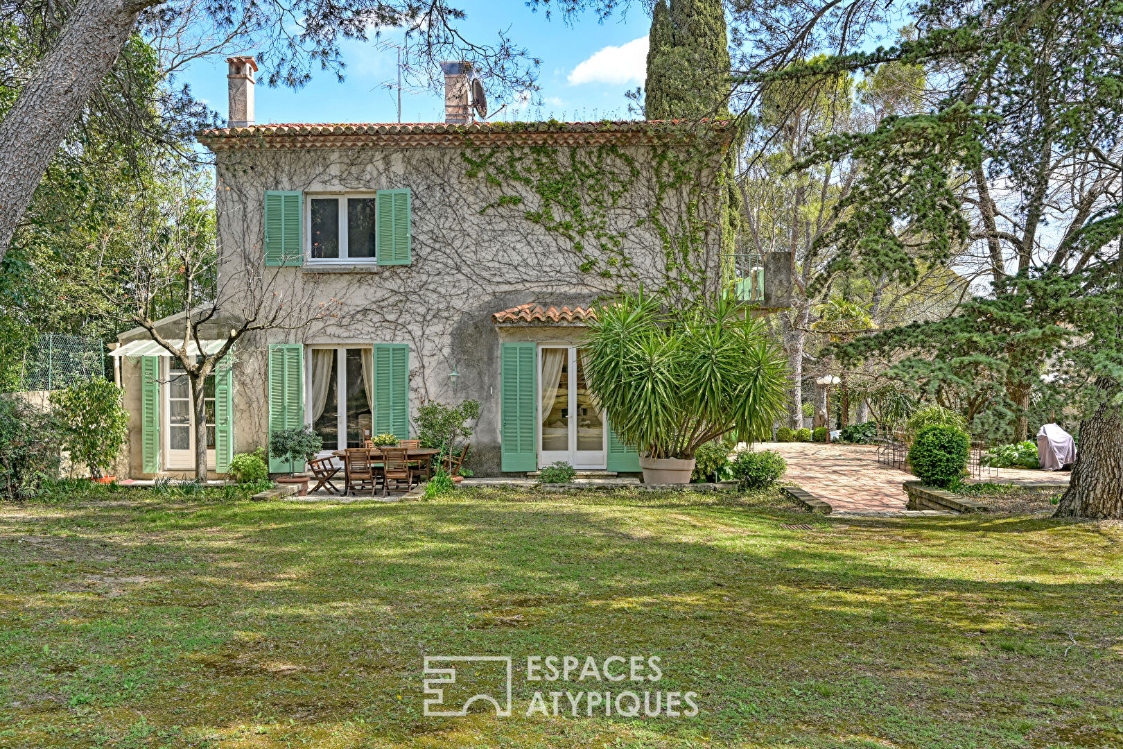 Propriété de charme dans un écrin de verdure