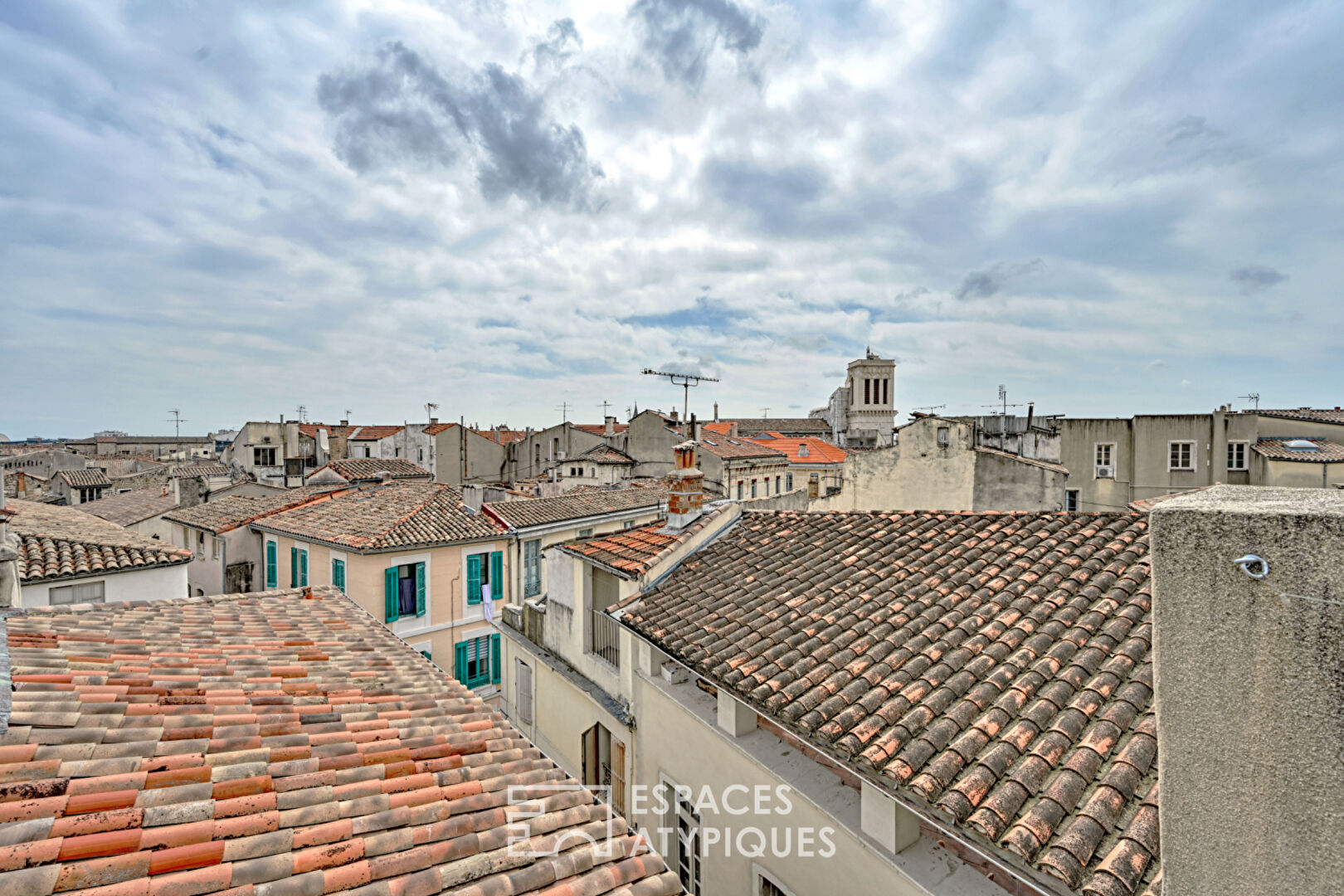 Appartement de caractère avec vue imprenable sur Nîmes
