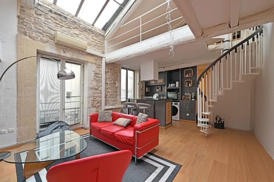 Duplex lumineux  et sa verrière en coeur de ville