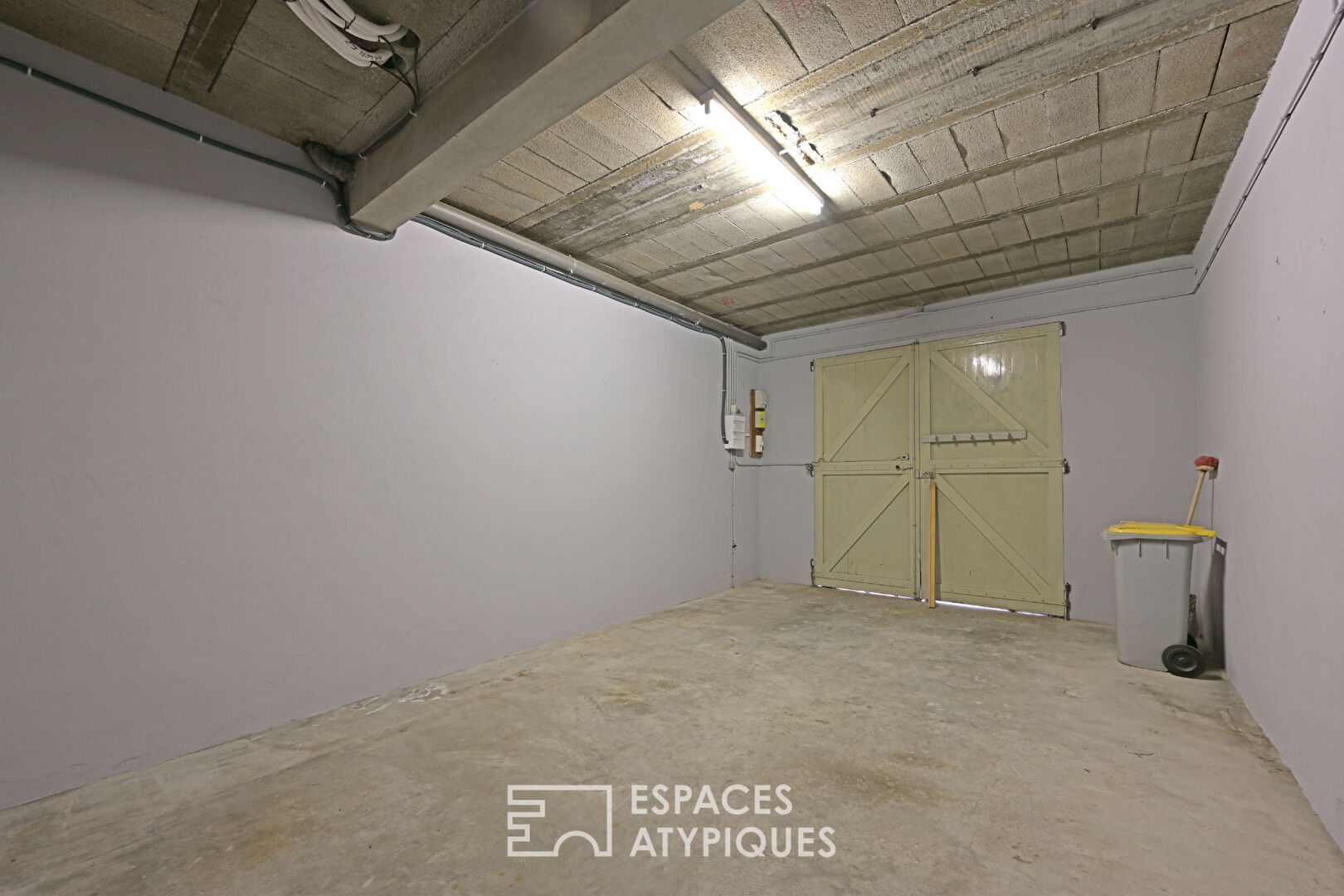 Village house in Aigues Mortes