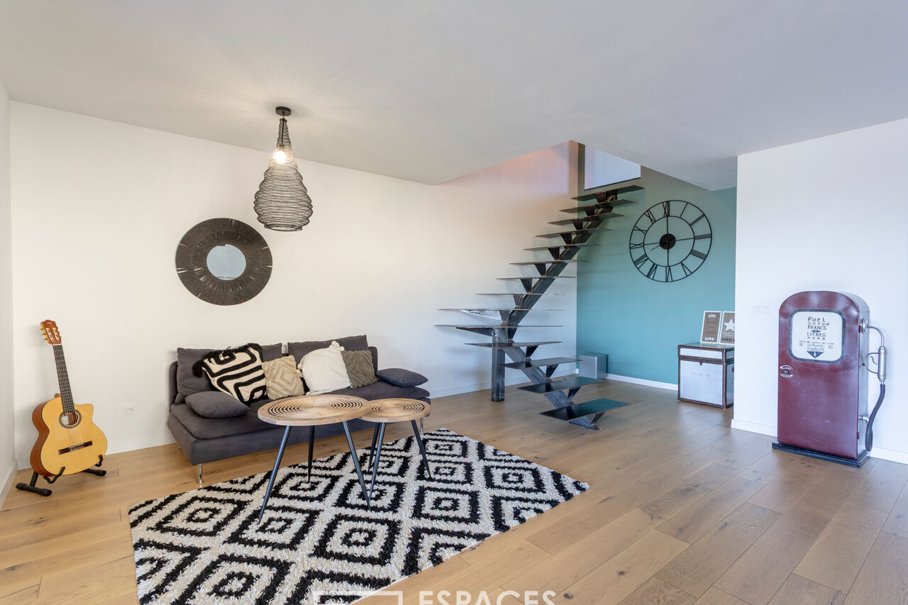 Singulière grange viticole rénovée avec piscine