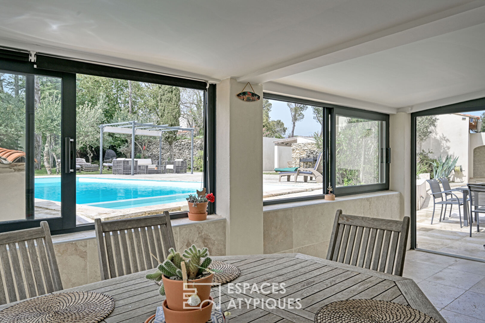 Quartier Cigale – Villa de plain-pied avec piscine