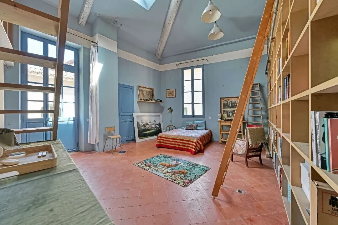 Hôtel particulier et sa cour en coeur de ville