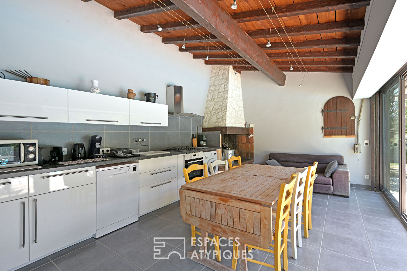 Maison avec vue époustouflante sur les Collines