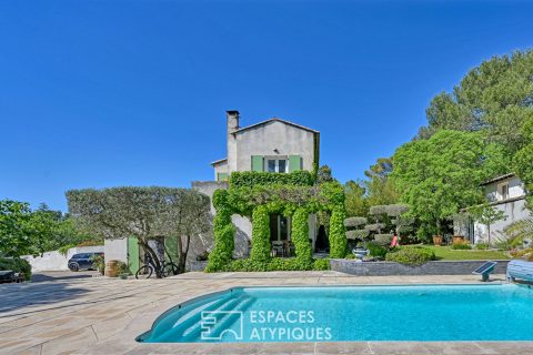 Mazet rénové de caractère à Nîmes quartier Planette