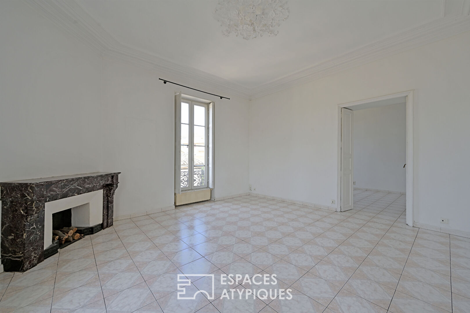 Grand Appartement en coeur de ville – Arènes