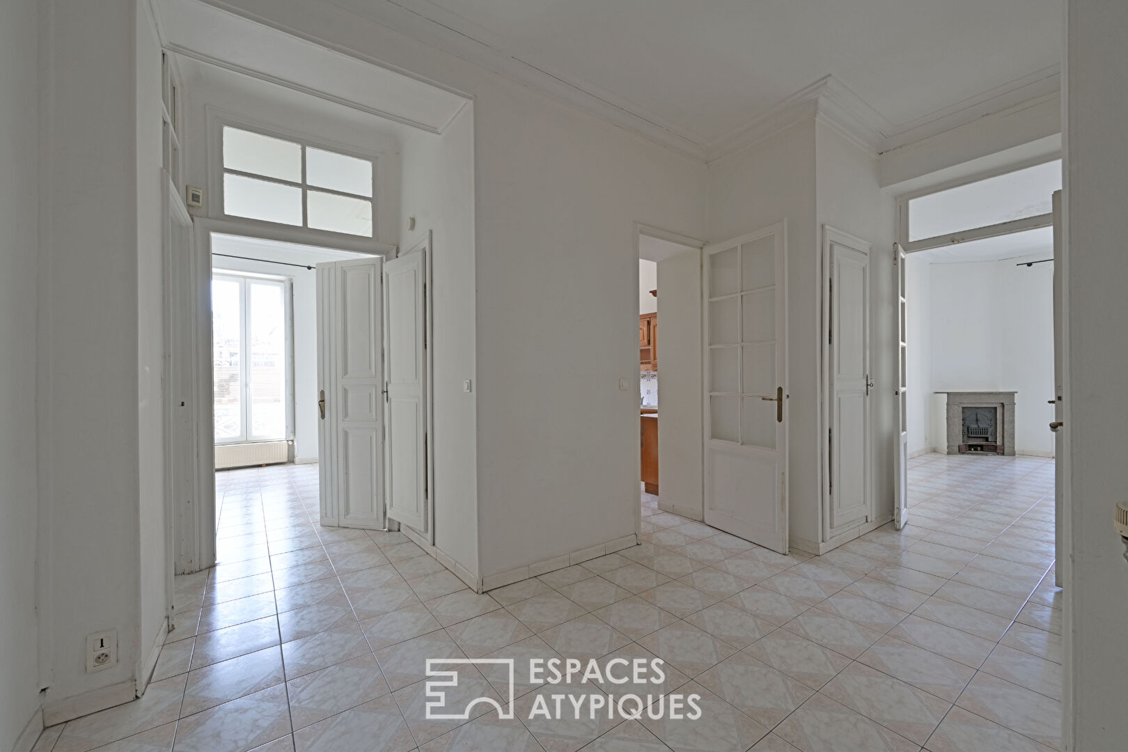 Grand Appartement en coeur de ville – Arènes