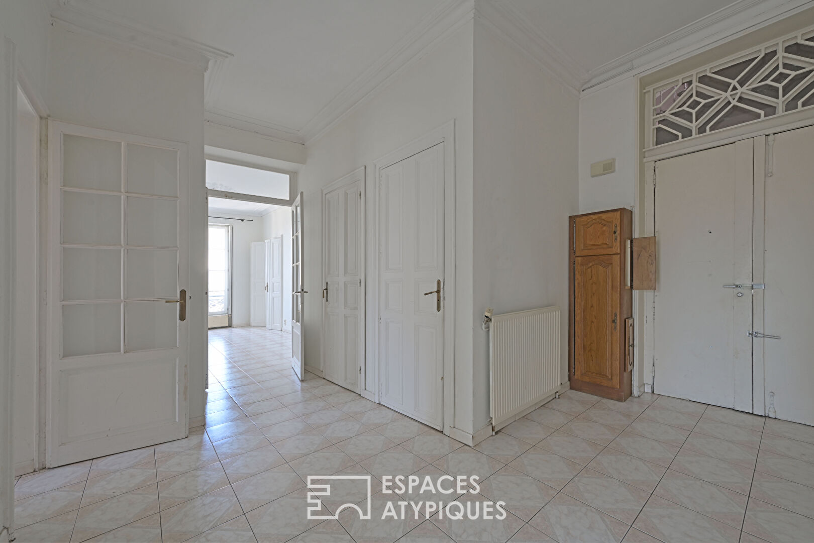 Grand Appartement en coeur de ville – Arènes