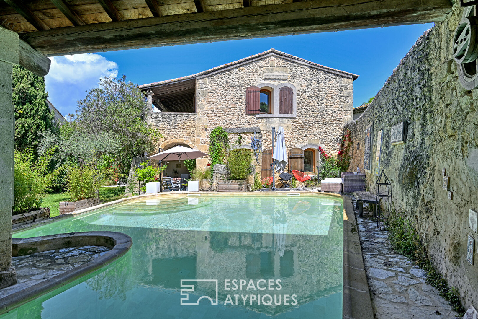 Maison de charme rénovée – jardin, piscine, ascenseur