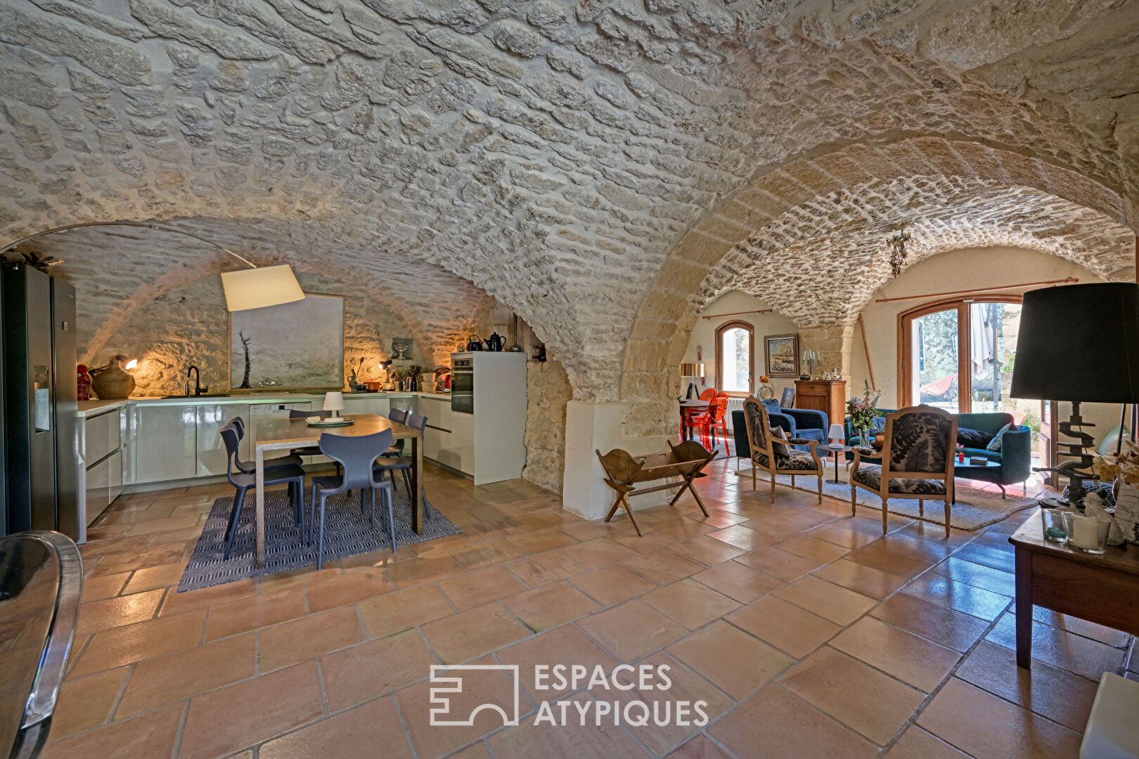 Maison de charme rénovée – jardin, piscine, ascenseur