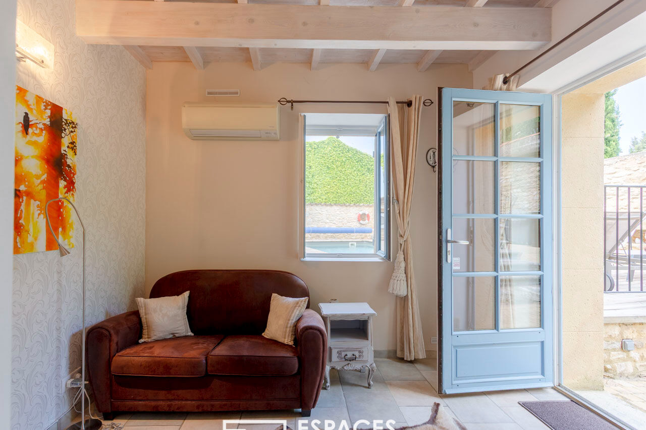 Superbe Mas de village rénové avec piscine