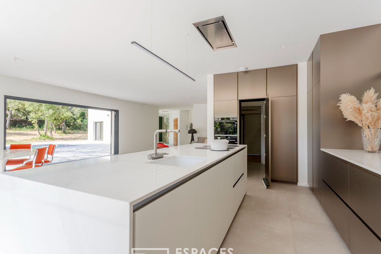 Récente maison Contemporaine  – Quartier Planette