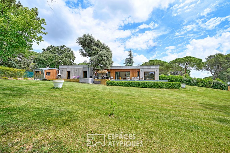 Sérénité absolue, villa de plain-pied avec piscine, spa et parc privé