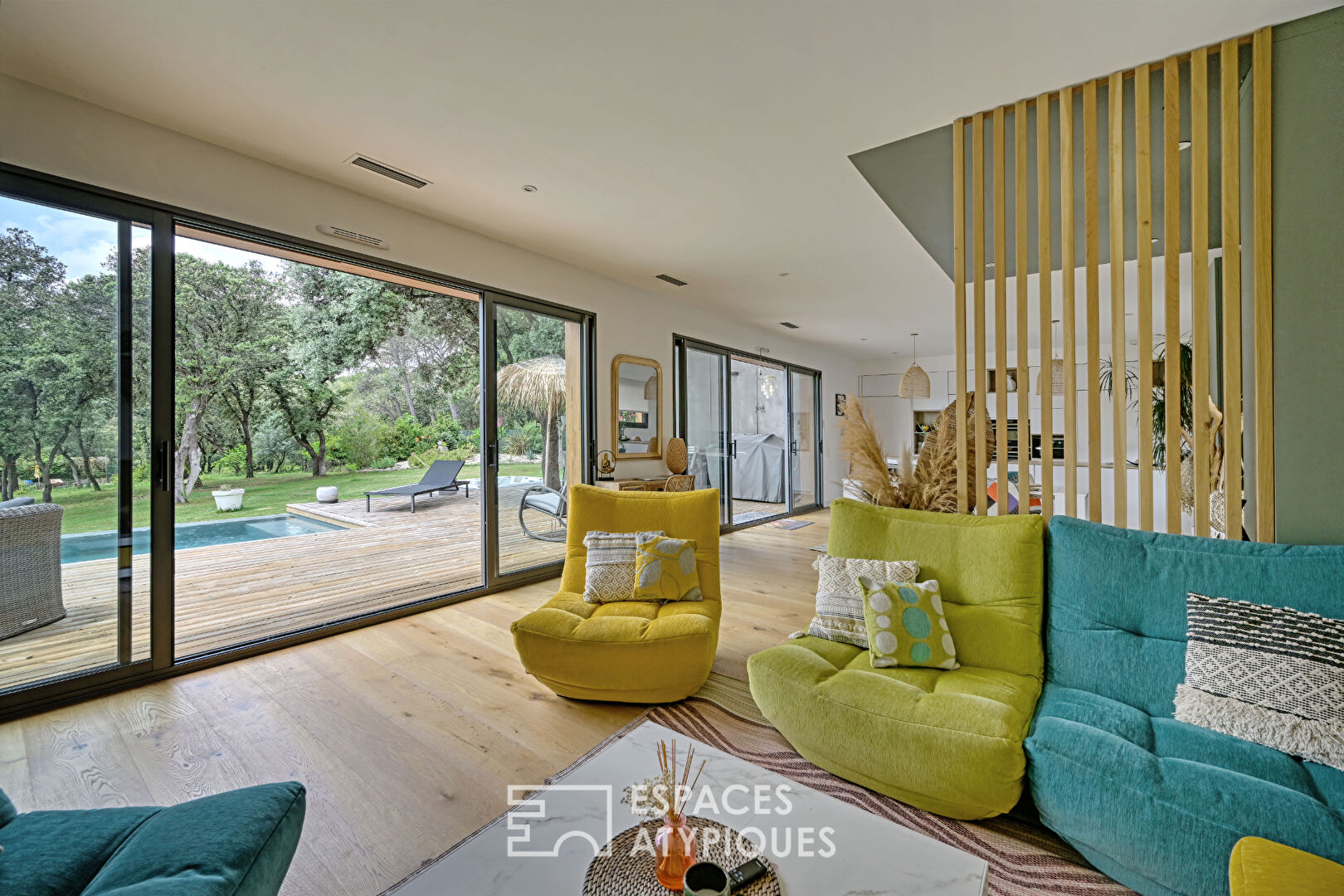 Sérénité absolue, villa de plain-pied avec piscine, spa et parc privé