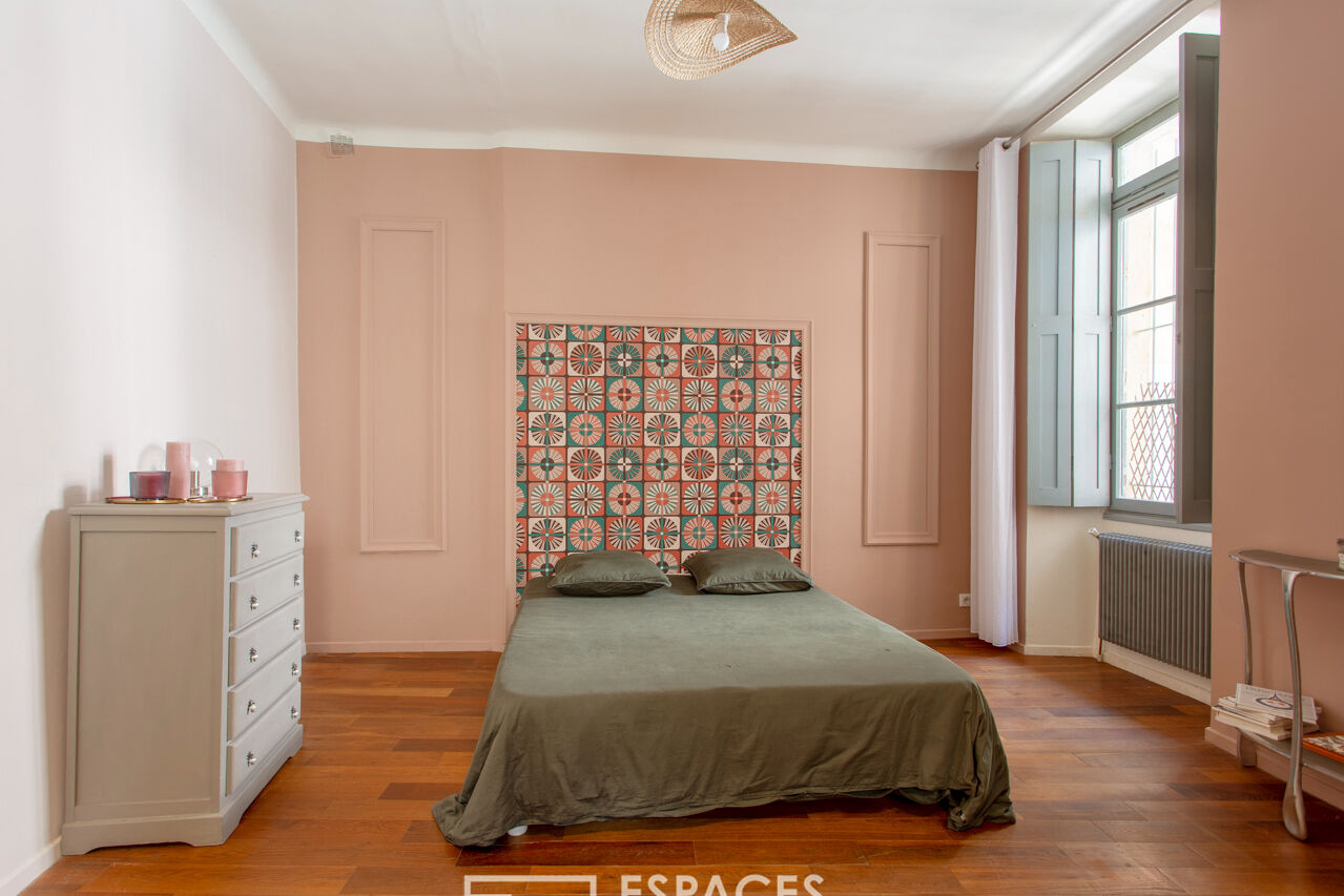 Charming renovated apartment – City center