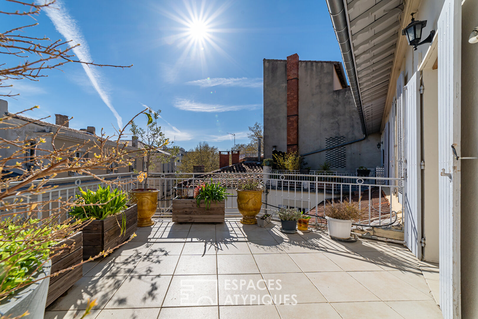 Bel appartement bourgeois avec 2 terrasses