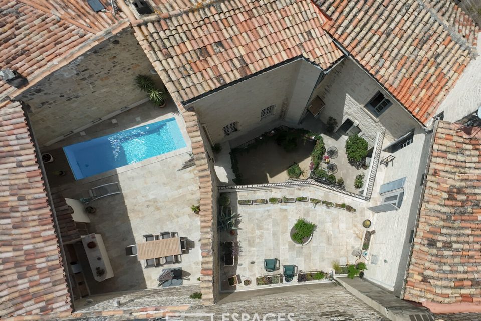 Grande demeure familiale aux portes de la Camargue