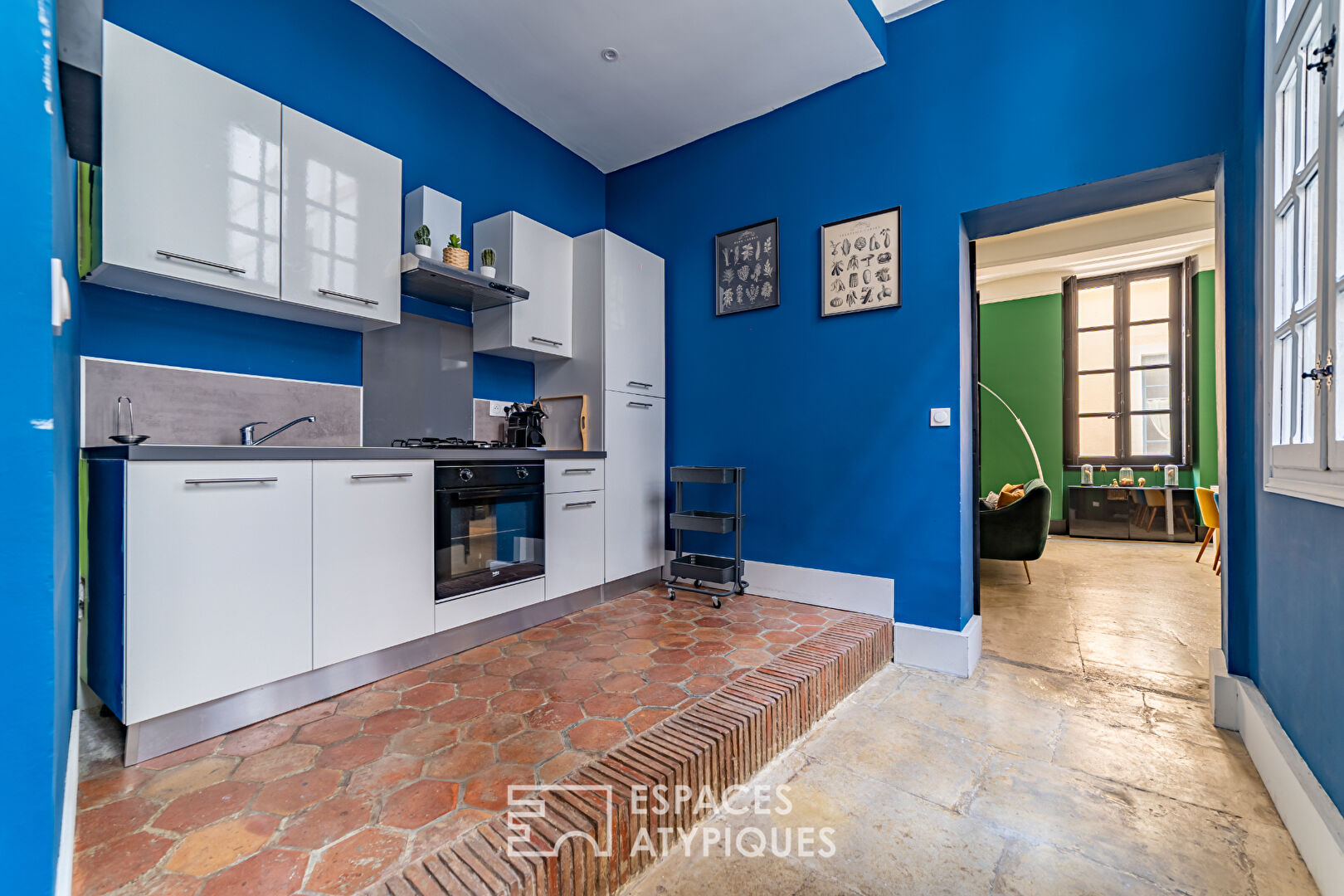 Nimes crest, “so British” apartment of 82M2