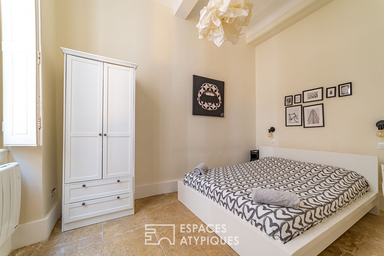 Nimes crest, “so British” apartment of 82M2