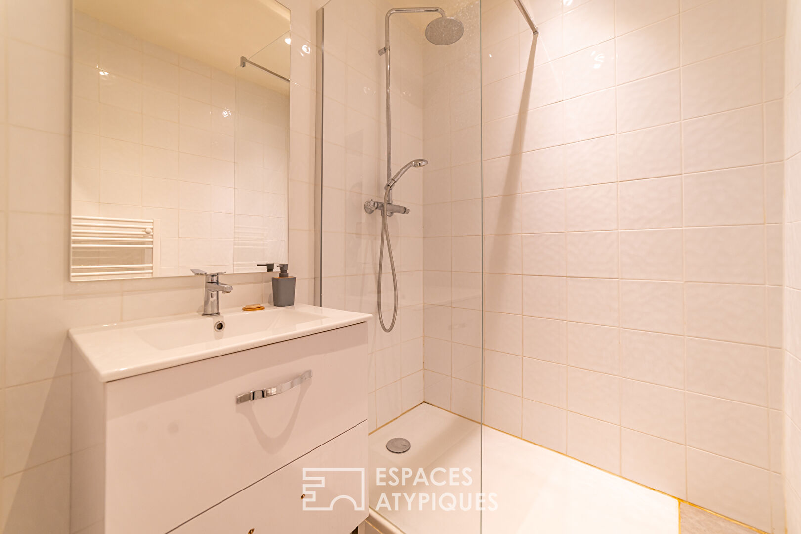 Nimes crest, “so British” apartment of 82M2
