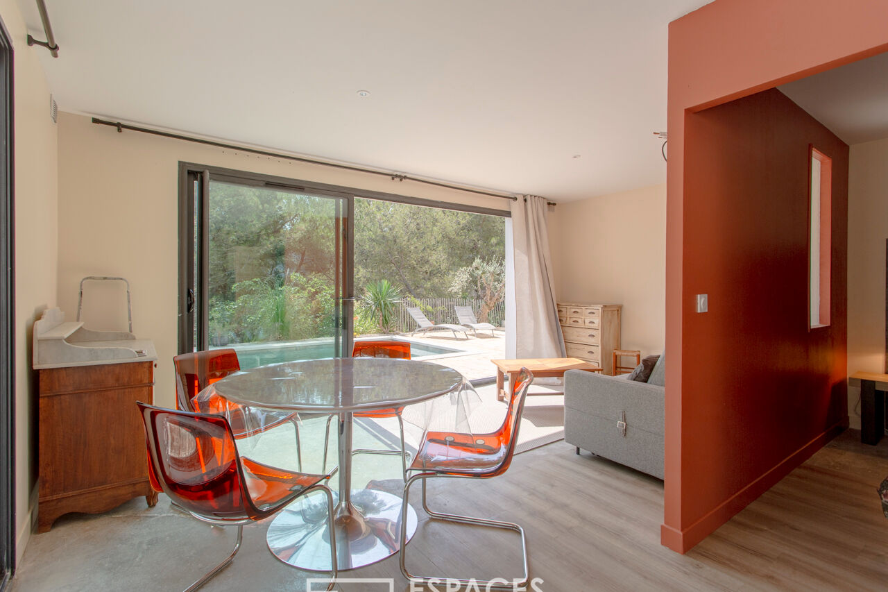 Maison contemporaine à l’orée de la pinède