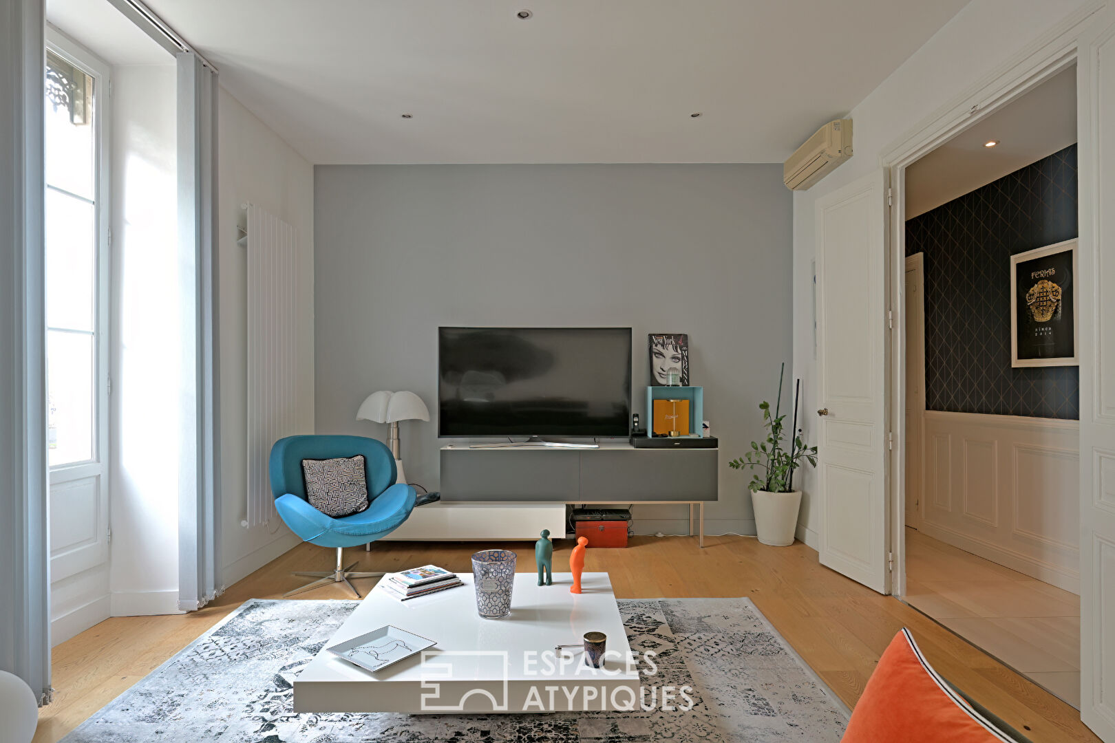 Appartement rénové avec style en coeur de ville