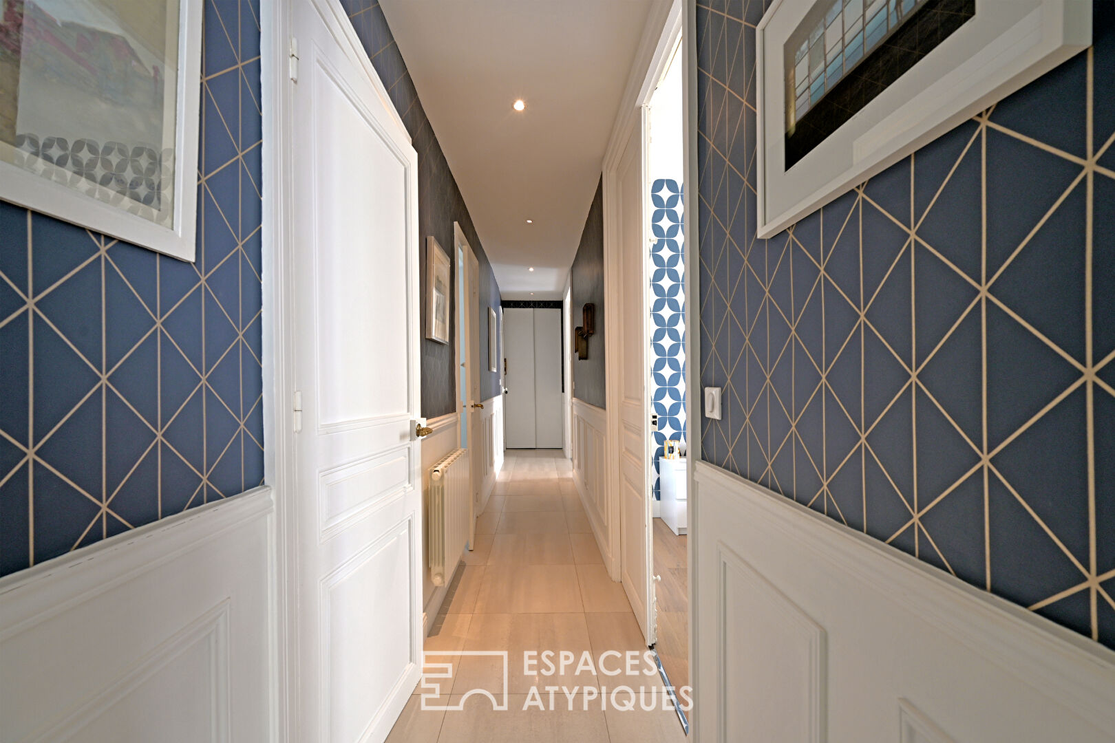 Appartement rénové avec style en coeur de ville