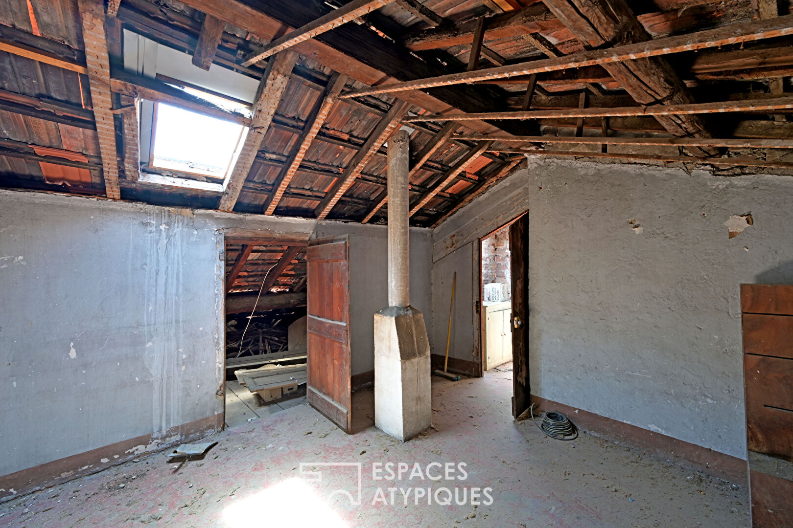 Appartement rénové avec style en coeur de ville