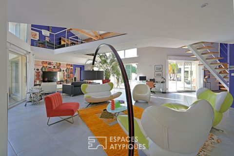 Architect-designed loft-style villa near Uzès