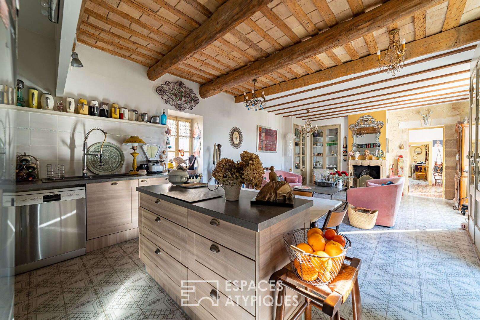 Maison de charme avec jardin et piscine à 7km d’Uzès