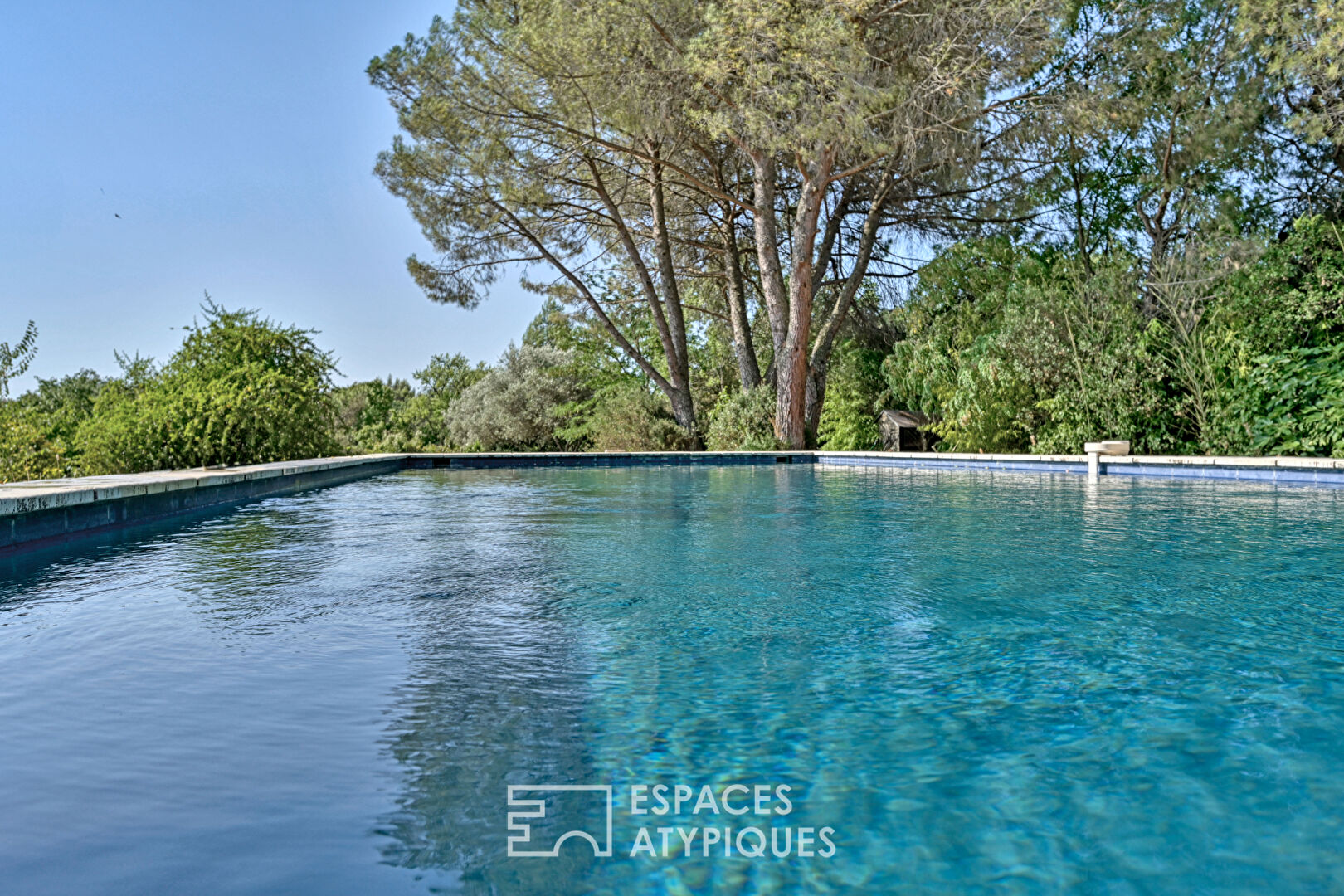 Maison avec vue, l’art d’habiter Uzès en toute discrétion