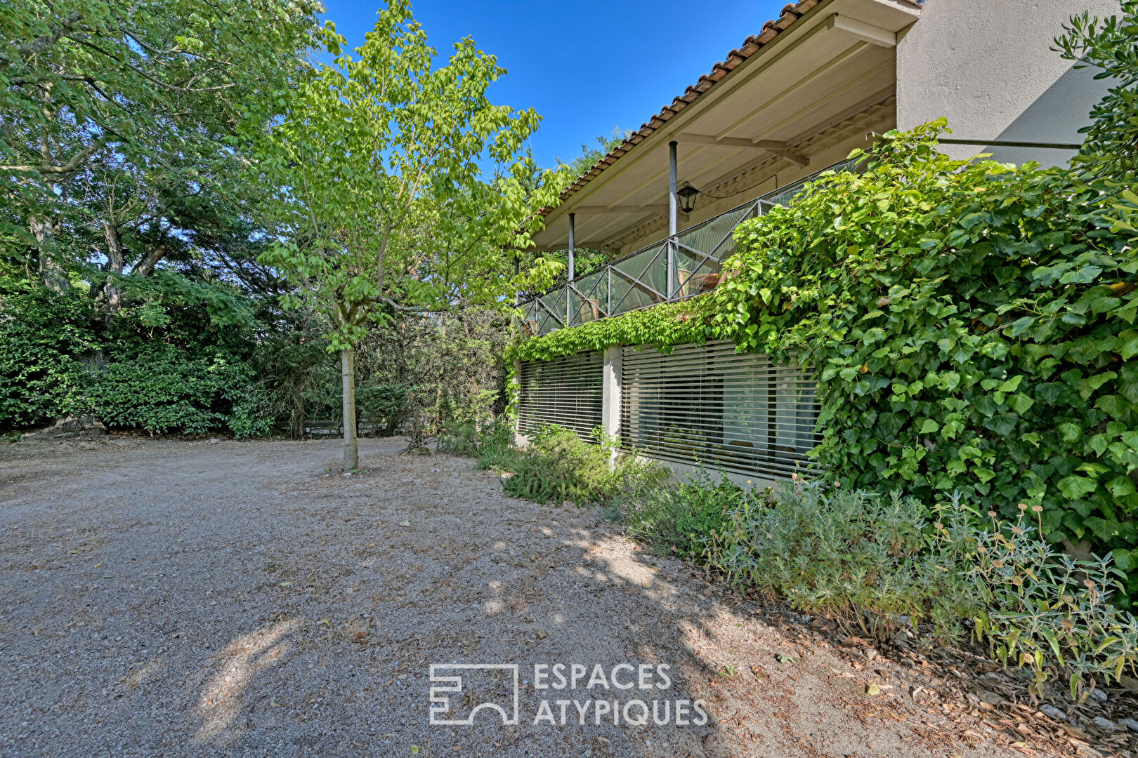 Maison avec vue, l’art d’habiter Uzès en toute discrétion