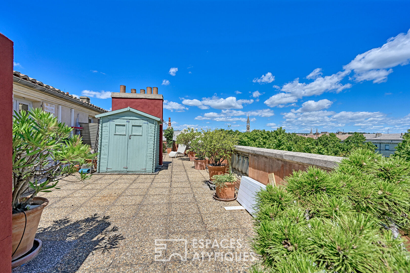 Appartement avec terrasse de 100 m² sans vis-à-vis, dernier étage, Quartier Feuchères