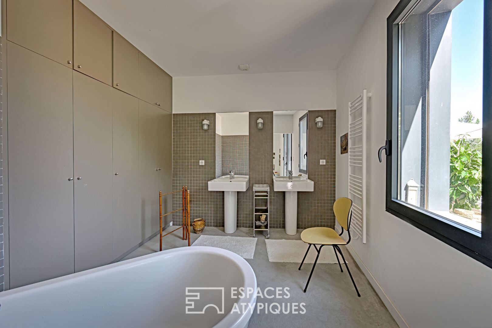 Contemporary architecture and exceptional view