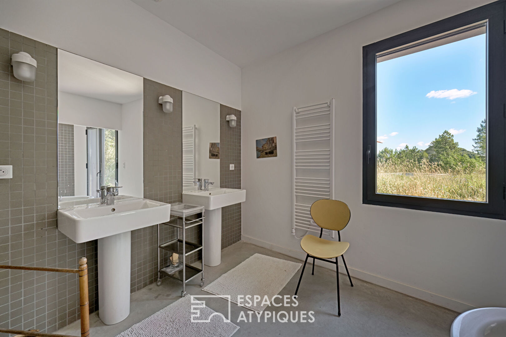 Contemporary architecture and exceptional view