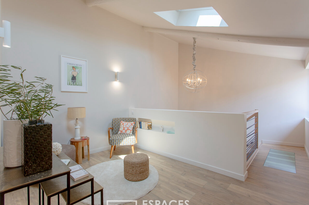 Superb renovated village house between Uzès and Avignon