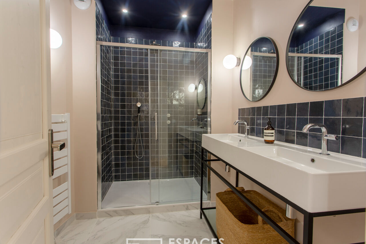 Superb renovated village house between Uzès and Avignon